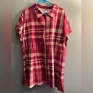 Feathers Maternity 2X Pink Plaid top